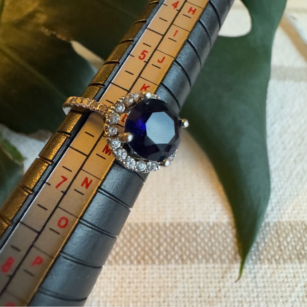 Elegant Blue and 925 Silver Ring Size 6